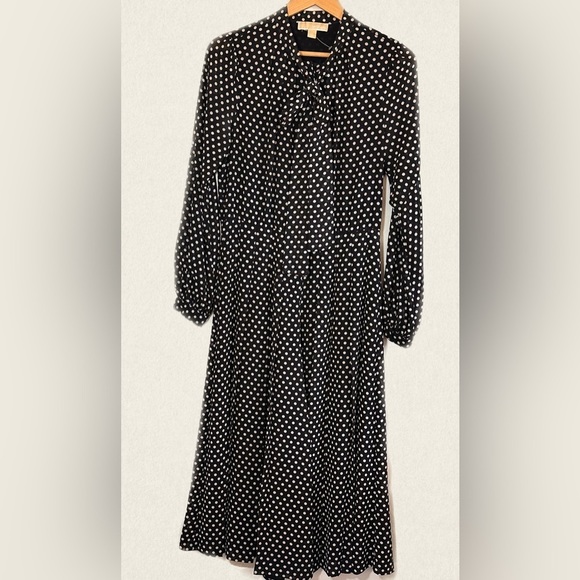 MICHAEL Michael Kors Pants - MICHAEL Michael Kors Polka Dot MIDI Length Culotte Jumpsuit with lavalliere Sz 4